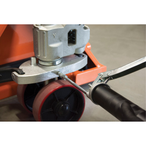 Heavy-Duty Lever Grease Gun, 14 oz Capacity Chandler Sales