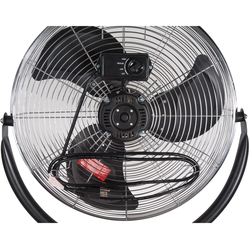 Ventilateur sur pi&eacute;destal haute vitesse, Commercial, 3 Vitesses, Diam&egrave;tre de 20" Chandler Sales