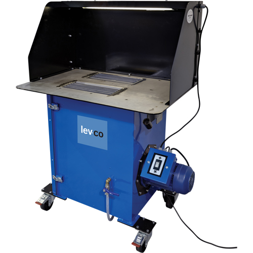 Cabines &agrave; ventilation verticale s&eacute;rie Sledgehammer, 120 V, 1200 pi³/min, 35" la x 24" l Chandler Sales
