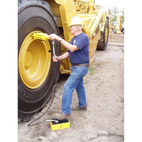 Pro Series OTR Earthmover Hydraulic Bead Breaker Chandler Sales