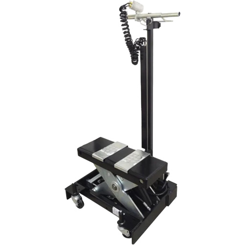 Cric de service de plancher &agrave; profil bas, 12 tonne(s) Capacit&eacute;, 7-1/2" Abaiss&eacute;e, 15" &eacute;lev&eacute;e, Air comprim&eacute;/hydraulique Chandler Sales