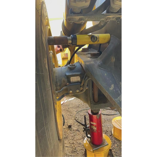 Single-Acting Cylinder Hydraulic Ram, 4.13" Stroke, 10 Ton(s) Capacity, 10000 PSI Chandler Sales