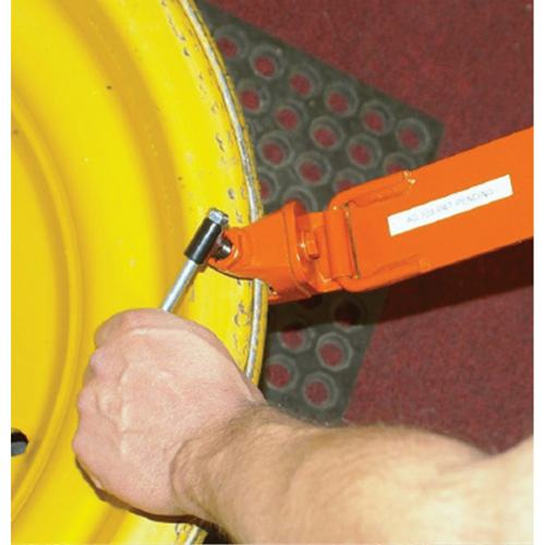 Mainteneur de talon pour pneus agricoles Chandler Sales