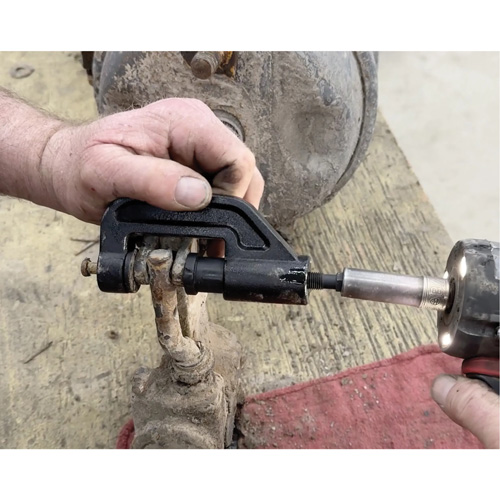 Slack Adjuster Rod Pin Press for Class 6-8 Trucks Chandler Sales
