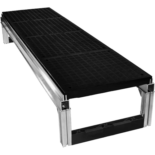 Trousse de plateforme de travail modulaire en aluminium lisse FOUNDATION, 18" la x 72" pr, Capacit&eacute; de 400 lb, Enti&egrave;rement soud&eacute; Chandler Sales
