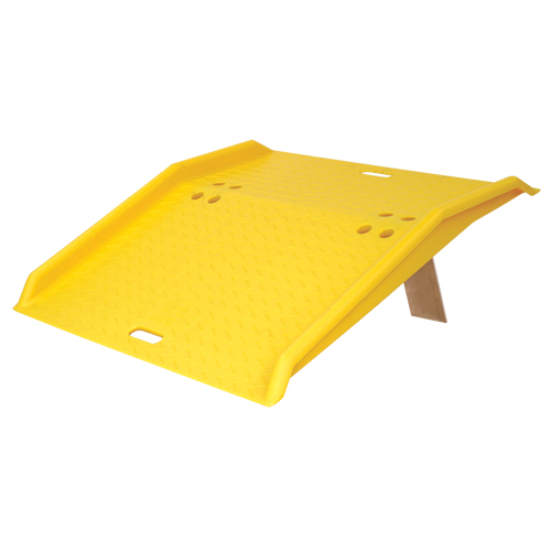 Rampe de quai de chargement portable en poly pour diable, Capacit&eacute; de charge 750 lb, 36" lo x 35" la x 5" h Chandler Sales