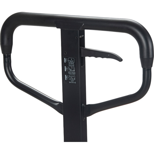 Transpalettes hydrauliques &agrave; profil bas, 48" lo x 20,5" la, Capacit&eacute; de 3300 lb Chandler Sales