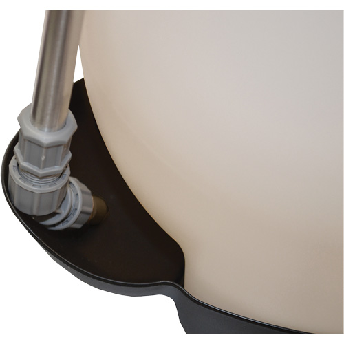 Vaporisateur moussant &agrave; compression s&eacute;rie nettoyage & restauration, 2 gal. (9 L), Poly&eacute;thyl&egrave;ne, Lance de 21" Chandler Sales