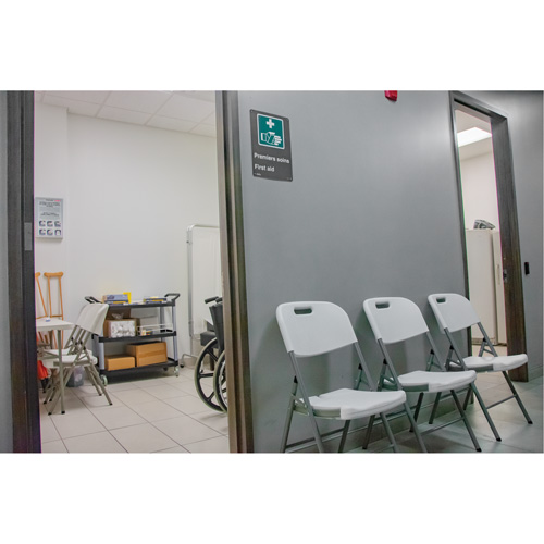 Chaises pliantes, Poly&eacute;thyl&egrave;ne, Blanc, Capacit&eacute; 350 lb Chandler Sales