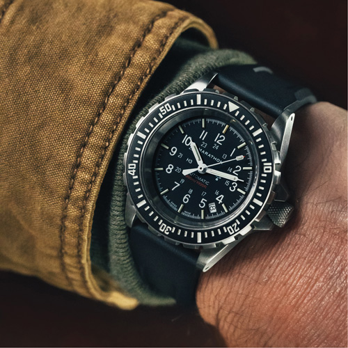 Grande montre automatique de plong&eacute;e, Num&eacute;rique, &agrave; piles, 41 mm, Noir Chandler Sales