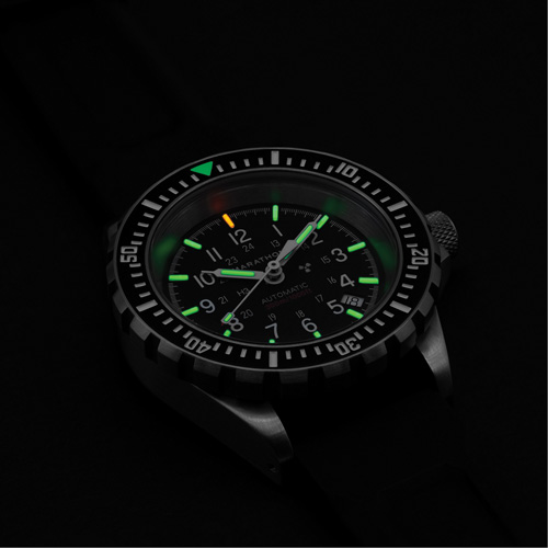 Grande montre automatique de plong&eacute;e, Num&eacute;rique, &agrave; piles, 41 mm, Noir Chandler Sales