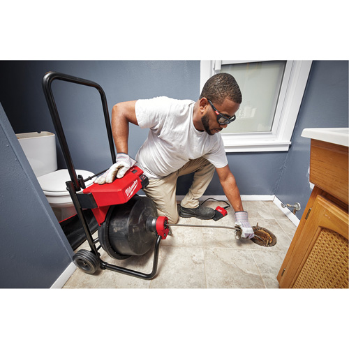 D&eacute;gorgeoir M18, &eacute;lectrique, 3/8" x 100' et 1/2" x 75' Chandler Sales