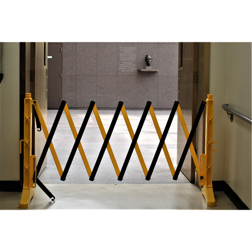 Xpandit Barricade, 36" H x 11.5' L, Black/Yellow Chandler Sales