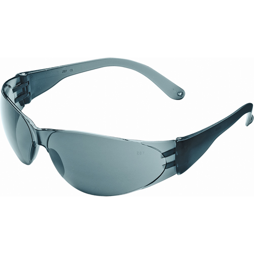 Lunettes de s&eacute;curit&eacute; Checklite Duramass, Lentille Grise/fum&eacute;e, Antibu&eacute;e/Anti-&eacute;gratignures, ANSI Z87+/R&eacute;pond ou surpasse la norme CSA Z94.3 Chandler Sales
