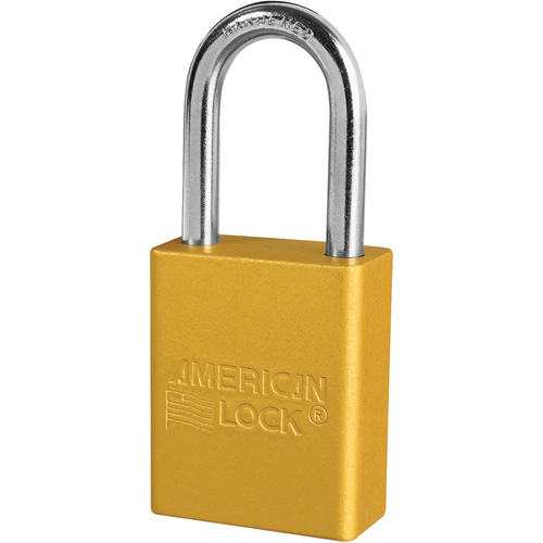 Cadenas de s&eacute;curit&eacute; American Lock, Jaune, Cl&eacute;s identiques, Aluminium, Largeur de 1-1/2" Chandler Sales