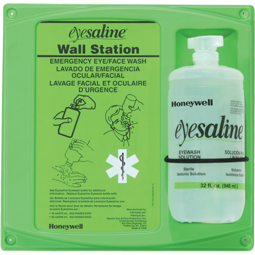 Support mural pour solution saline de douche oculaire, Simple Chandler Sales