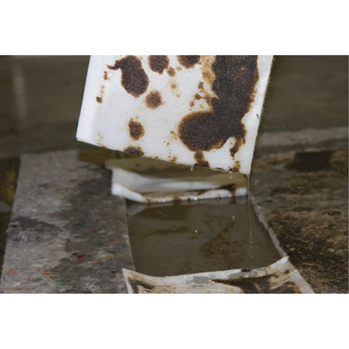 Chiffons pour l'huile Spilltration, Huile seulement, 16" x 10", 29 gal. d'absorption Chandler Sales