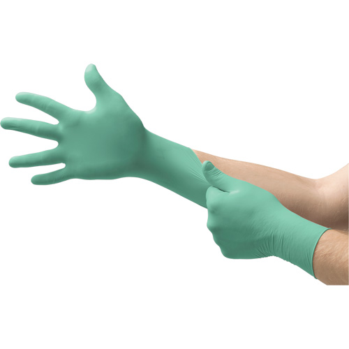 Gants d'examen Micro-Touch Affinity, T-petit, N&eacute;opr&egrave;ne, 6,3-mil, Sans poudre, Vert, Classe 2 Chandler Sales
