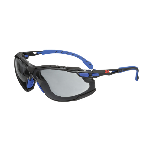 Ensemble de lunettes de s&eacute;curit&eacute; Solus, Lentille Fum&eacute;e, Antibu&eacute;e, R&eacute;pond ou surpasse la norme CSA Z94.3 Chandler Sales