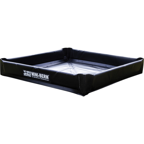 Berme de confinement robuste Mini Berm avec Chem-Shield de 30 oz, Capacit&eacute; 9 gal. US, 2' la x 2' lo x 4" h Chandler Sales