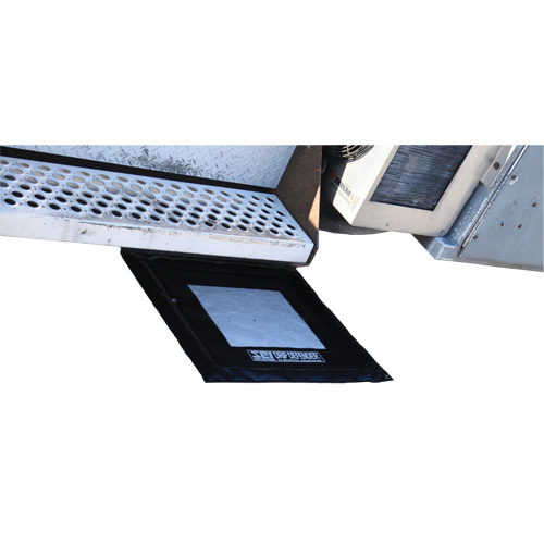 Drip Defender Spill Collection Pad, Oil Only, 15" x 13", 0.2 gal. Absorbancy Chandler Sales