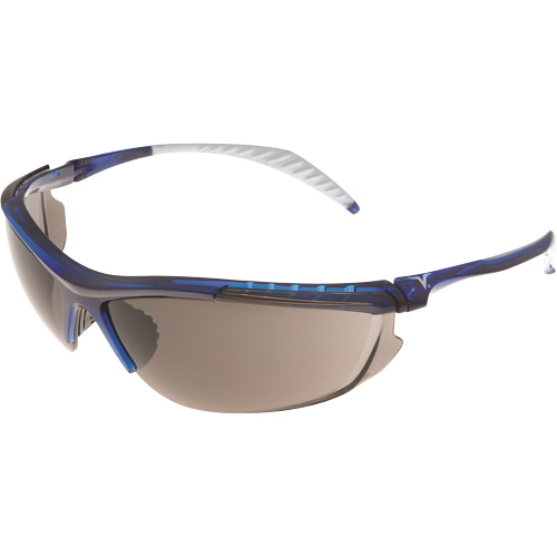 Lunettes de s&eacute;curit&eacute; Veratti 307, Lentille Grise/fum&eacute;e, Anti-&eacute;gratignures, ANSI Z87+/R&eacute;pond ou surpasse la norme CSA Z94.3 Chandler Sales