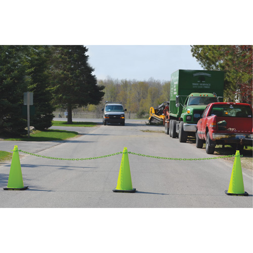 Traffic Cone & Chain Kit, 28", Blue Chandler Sales
