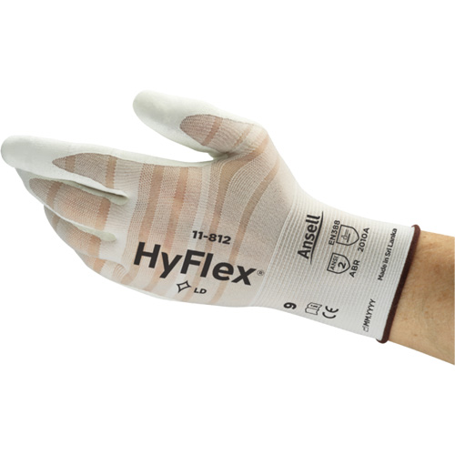 Gants HyFlex 11-812, 6, R&ecirc;vetement Mousse de nitrile, Calibre 18, Enveloppe en Nylon/Spand Chandler Sales