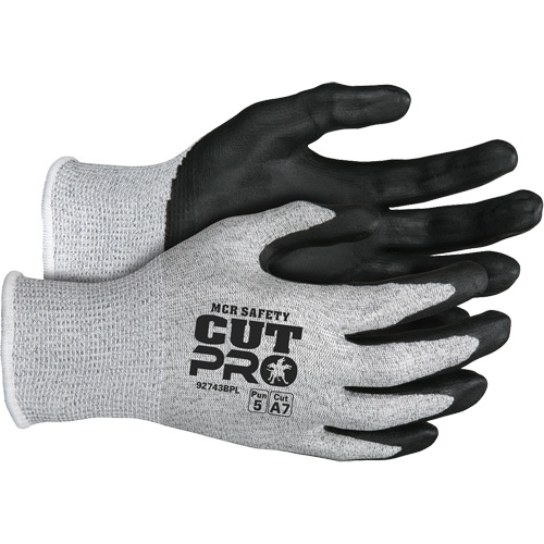 Gants r&eacute;sistant aux coupes Safety Cut Pro, Taille Grand, Calibre 13, Rev&ecirc;tement Bipolym&egrave;re, Enveloppe en PEHP, ASTM ANSI niveau A7 Chandler Sales