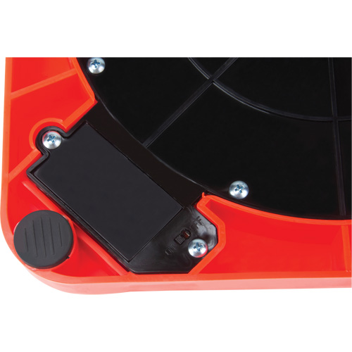 C&ocirc;ne de signalisation repliable, 18" h, Orange Chandler Sales
