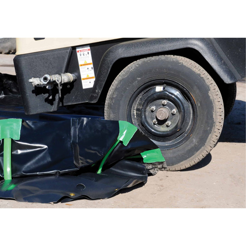 Ultra-Containment Berm&reg;, 1496 US gal. Capacity, 10' W x 20' L x 12" H, Stake Wall Chandler Sales