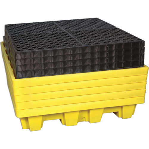 Ultra-Spill Pallet emboitable, 4 barils, Capacit&eacute; de d&eacute;versement 66 gal. US, 51" x 51" x 10" Chandler Sales