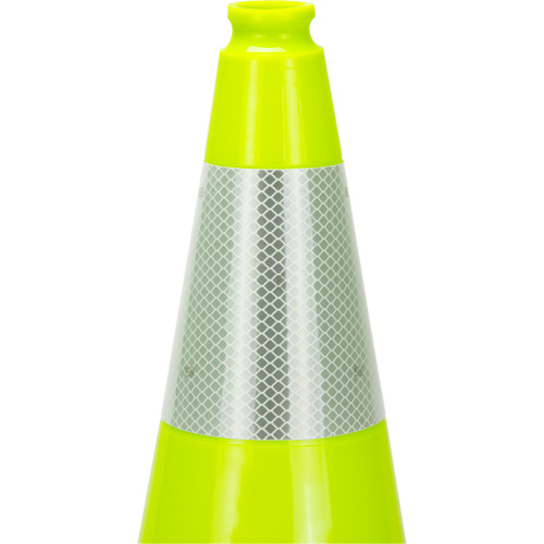 C&ocirc;ne de signalisation de premi&egrave;re qualit&eacute;, 18", Vert lime, Bande(s) r&eacute;fl&eacute;chissante(s) 6" Chandler Sales
