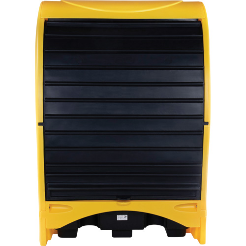 Palette contre les d&eacute;versements &agrave; couvercle dur pour 2 barils, 43,11" lo x 61,61" la x 83,07" h, Capacit&eacute; de charge 1433 lb Chandler Sales