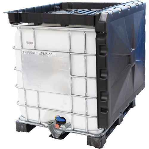 Pleine grandeur 30 gal. Entonnoir en poly&eacute;thyl&egrave;ne r&eacute;sistant aux produits chimiques Chandler Sales
