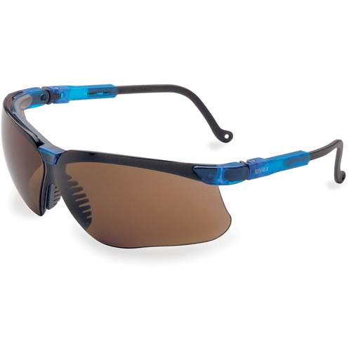 Lunettes de s&eacute;curit&eacute; Uvex Genesis, Lentille Brun, Antibu&eacute;e/Anti-&eacute;gratignures, R&eacute;pond ou surpasse la norme CSA Z94.3 Chandler Sales