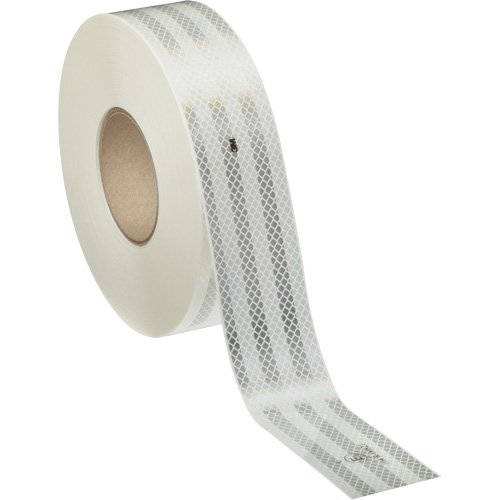 3M Scotchlite Diamond Grade mat&eacute;riau de perceptibilit&eacute; S&eacute;rie 983, 2" la x 150' lo, Blanc Chandler Sales