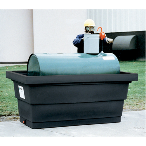 Poly-Tank&reg; Containment Unit 275 With Drain, 82.3" L x 45" W x 35.3" H, 275 US gal. Capacity Chandler Sales