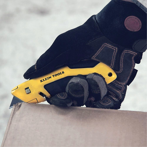 Self-Retracting Utility Knife, Steel, Cushion Handle Chandler Sales