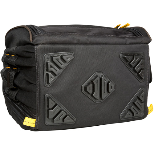 Sacs &agrave; dos pour outils Techgear &agrave; 53 pochettes, 16" lo x 13-1/4" la, Noir, Polyester Chandler Sales