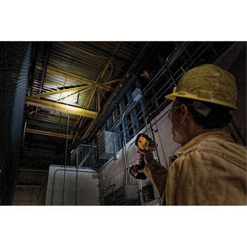 Projecteur &agrave; del pour chantier, DEL, 1000 Lumens, Piles Rechargeable Chandler Sales