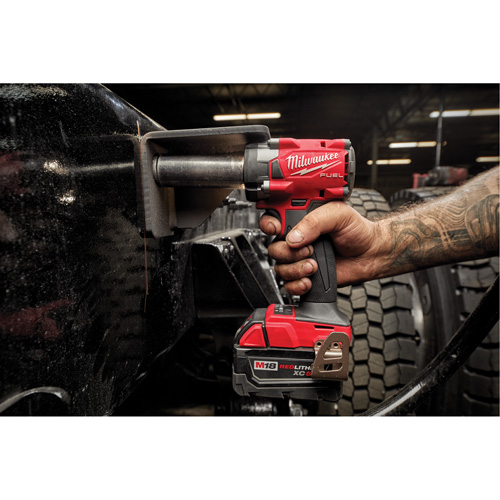 Cl&eacute; &agrave; chocs compacte M18 Fuel avec anneau de friction (outil seulement), 18 V, Mandrin 3/8" Chandler Sales