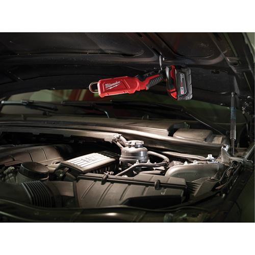 B&acirc;ton lumineux M18, Crochet, Rechargeable, 300 lumens Chandler Sales