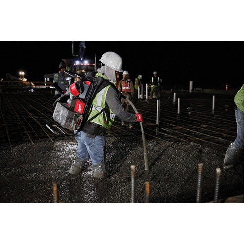 Ensemble vibrateur &agrave; b&eacute;ton &agrave; dos MX Fuel Chandler Sales