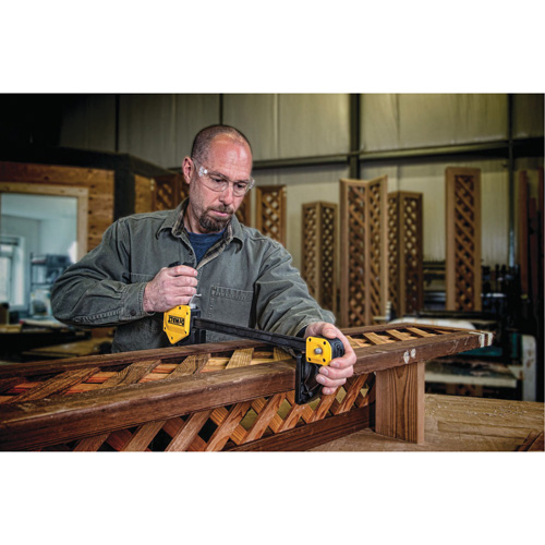 Serre-joint tr&egrave;s grand &agrave; g&acirc;chette, 24" (610 mm) Chandler Sales