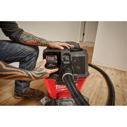 Aspirateur sec/humide sans fil M18 Fuel, 18 V, Capacit&eacute; 6 gal. Chandler Sales