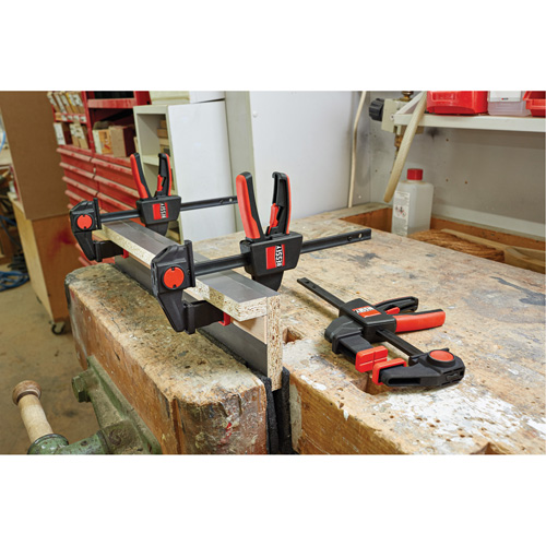 Serre-joints de table &agrave; une main (2 pi&egrave;ces), 6" (152,4 mm) Chandler Sales