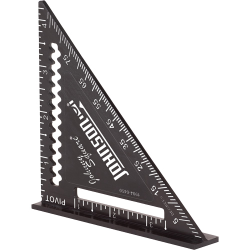&eacute;querre de finition grav&eacute;e au laser Johnny Square&reg; de 4,5 po Chandler Sales