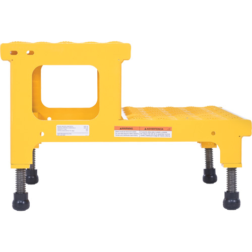 Plate-forme ajustable Step-Mate, 2 marche(s), 23-13/16" la x 22-7/8" lo x 15-1/4" h, Capacit&eacute; 500 lb Chandler Sales