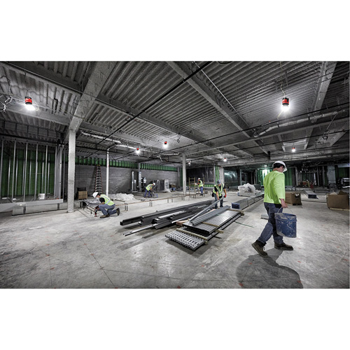 Lampe de chantier temporaire RADIUS, DEL, 130 W, 15000 lumens Chandler Sales